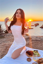 Esposa ucraniana evgenia de kharkov con pelo Marrón oscuro y edad 33 photo-15