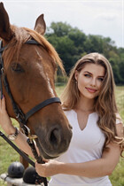 ottawa mariée darina avec Chatain clairs cheveux, âge 36 photo-5
