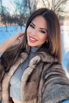 Esposa de Ucrania yana de kharkov con pelo Marrón oscuro y edad 43 photo-14