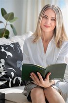 Pretty girl valentina from valencia with Blonde hair age 48 photo-5