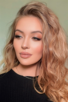 German bride liubov from berlin with Light Brown hair 25 years old photo-13