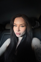 Novia ucraniana anna de khmelnitsky con pelo Negro y edad 22 photo-27