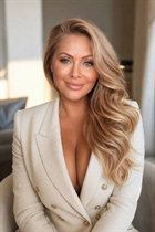 Dama ucraniana soltera elena de kyiv con pelo Rubio y edad 62 photo-6