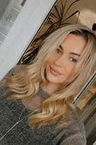 Novia de madrid natalia con pelo Rubio y edad 39 photo-38