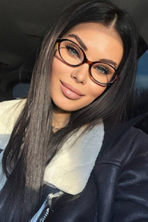 Belle femme ukrainienne célibataire sofia de khmelnitsky avec Brunette cheveux, âge 21