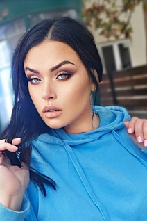 Dating a ukrainian woman anna from odesa with Black hair age 43
