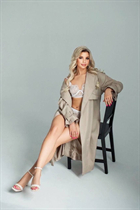 Date fille ukrainienne viktoriia de kiev avec Blond cheveux, âge 32 photo-9