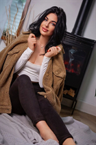 Ukrainian lady marina from kiev with Black hair age 36 photo-10