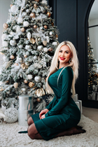 Ukrainian wife from hamburg irina with Blonde hair age 42 photo-6