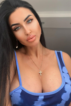 Ukrainian woman iuliia from kiev with Black hair age 44 photo-3