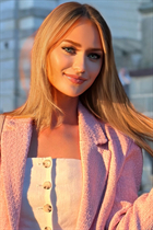 Bride from wrocław veronika with Blonde hair age 24 photo-7