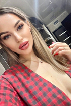 Ukrainian bride alina from kiev with Blonde hair age 33 photo-9