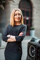 Date ukrainian svetlana from kyiv with Blonde hair age 46