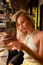 Chica de verona yuliia con pelo Rubio y edad 33 photo-1