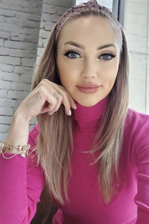 Mariée ukrainienne oksana de letterkenny avec Blond cheveux, âge 49