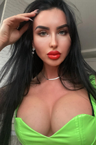 Ukrainian woman iuliia from kiev with Black hair age 44 photo-16