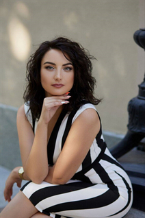 Ukrainian pretty girl irina from odessa with Dark Brown hair age 31