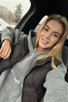 Meet Ukrainian girl daryna from kiev with Blonde hair age 31 photo-7
