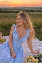 Ukranian bride marina from kyiv with Blonde hair age 27 photo-8