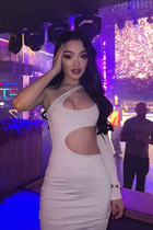 Bride from barcelona saniya with Black hair age 28 photo-21