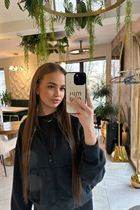 Femme ukrainienne pour le mariage sofia de vinnytsia avec Chatain clairs cheveux, âge 20 photo-1