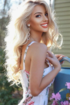 Perfect woman brigitte from los angeles with Blonde hair age 31 photo-5