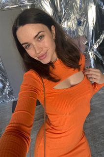 Stunning Ukrainian woman viktoriia from odesa with Dark Brown hair age 27