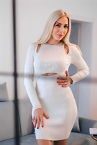 Femme parfaite kira de rome avec Blond cheveux, âge 39 photo-1