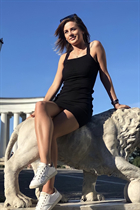 Femme parfaite daria de valvasone avec Chatain clairs cheveux, âge 36 photo-5