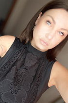 Dating ukrainian woman yuliia from berdichev with Dark Brown hair age 42 photo-4