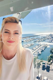 Perfect woman olga from marbella with Blonde hair age 40