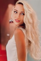 German girl kristina from munich with Blonde hair 33 years old photo-9