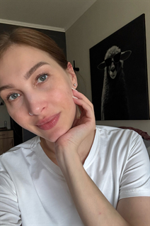 Ukrainian bride elena from kharkov with Light Brown hair age 33