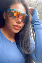 Dating a colombian girl kelly from medellin with Black hair 37 years old photo-4