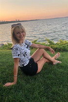 Ukrainian woman online larisa from dnepr with Blonde hair age 54 photo-5