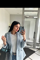 Slavic women yana from kiev with Black hair age 30 photo-2