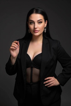 Mariée de athens hanna avec Noirs cheveux, âge 30 photo-6