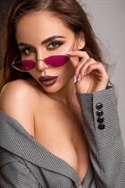 Russian wives online nataliya from kiev with Black hair age 36