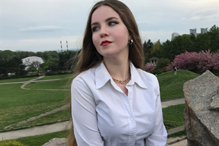 Ukrainian woman for marriage darichka from kiev with Light Brown hair age 25 photo-16