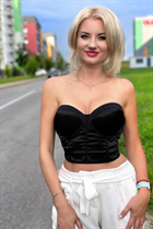 Beautiful wife from Ukraine alyona from rivne with Blonde hair age 37 photo-4