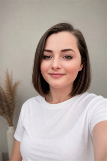 Ukrainian girl alla from vinnytsia with Light Brown hair age 30