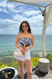Lovely Ukrainian girl tatiana from odesa with Dark Brown hair age 27