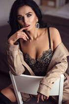Deslumbrante mujer ucraniana natalya de rivne con pelo Negro y edad 31 photo-2