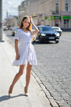 Stunning Ukrainian girl irina from kharkov with Light Brown hair age 32 photo-3