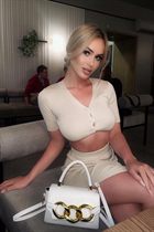 Femme parfaite katerina de hamburg avec Blond cheveux, âge 26 photo-4