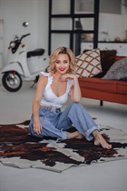 Mariée ukrainienne elena de san francisco avec Blond cheveux, âge 43 photo-3