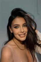 Mariée de warsaw daria avec Brunette cheveux, âge 23 photo-1