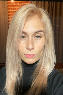 Fille en Ukraine vladislava de odessa avec Blond cheveux, âge 30