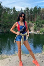 Ukrainian lady evgeniya from kiev with Black hair age 32 photo-19