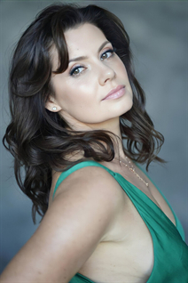 Ukranian bride natalia from kiev with Dark Brown hair age 48